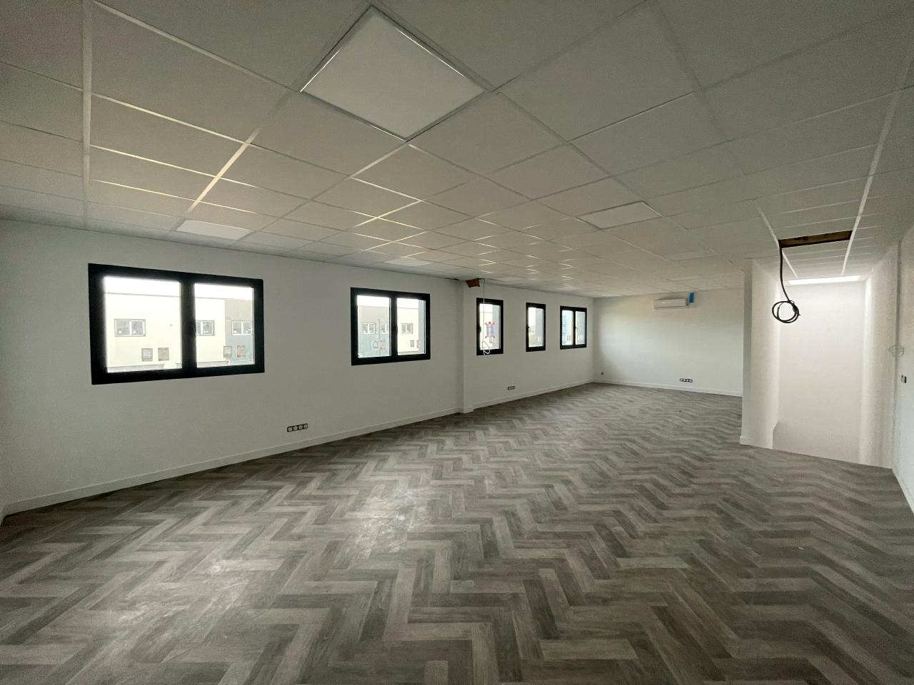 Local d'activité Coignières 1020m² Location local d'activité Coignières Yvelines OLACT2316170 3